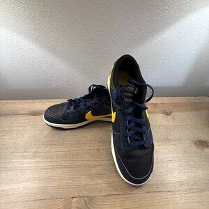 Nike Dunk Michigan Wolverines